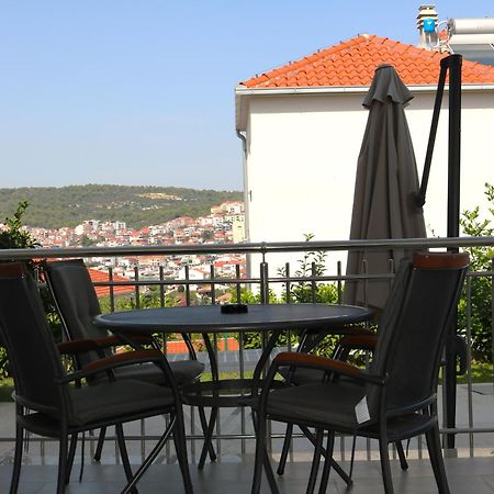 Andrea Apartments Трогір Екстер'єр фото