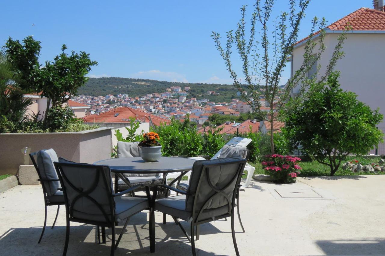 Andrea Apartments Трогір Екстер'єр фото