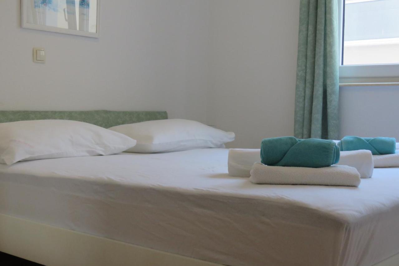 Andrea Apartments Трогір Екстер'єр фото