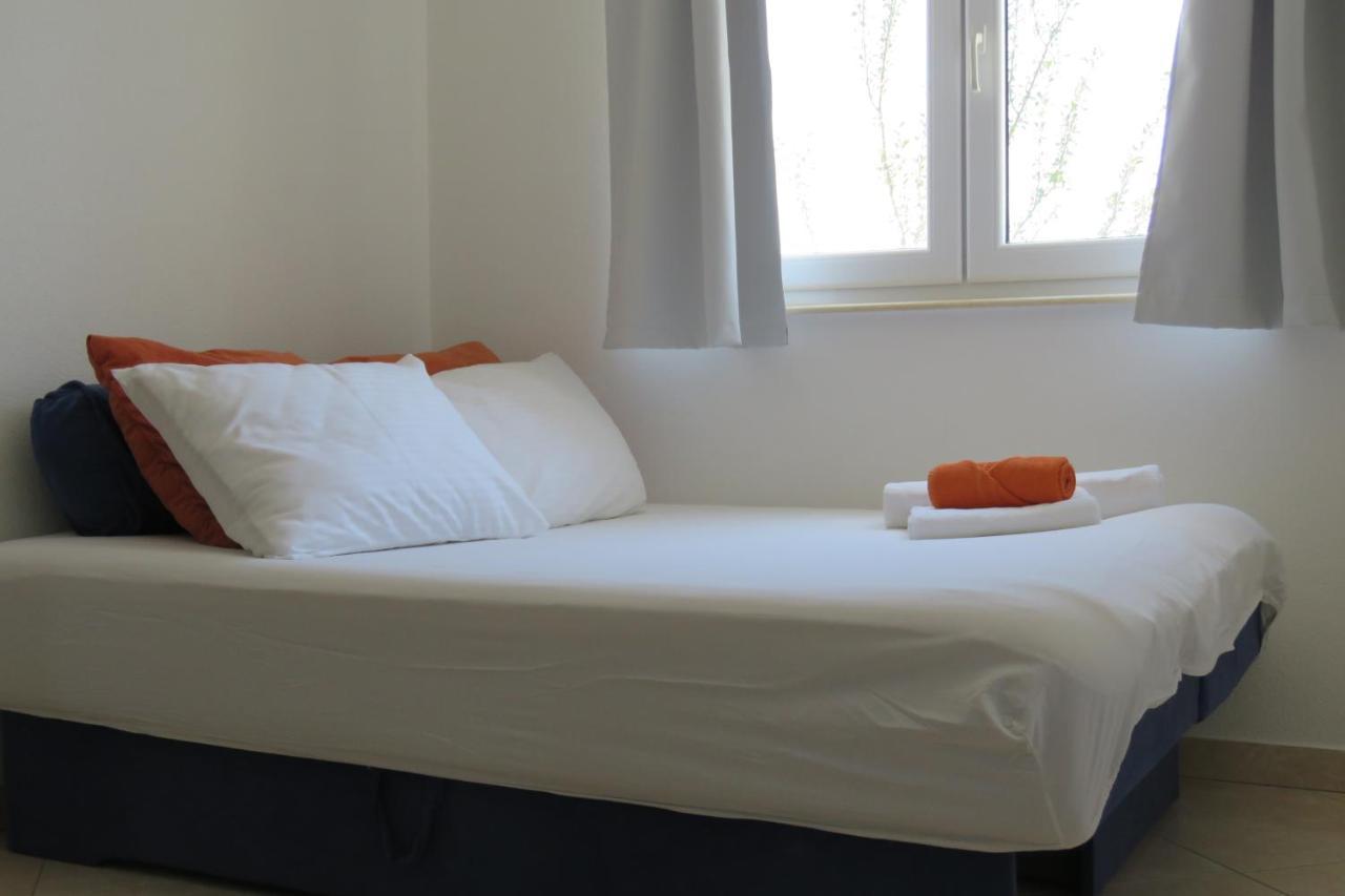 Andrea Apartments Трогір Екстер'єр фото
