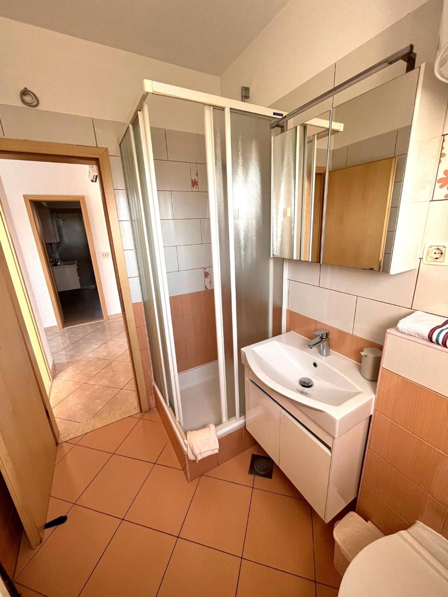 Andrea Apartments Трогір Екстер'єр фото